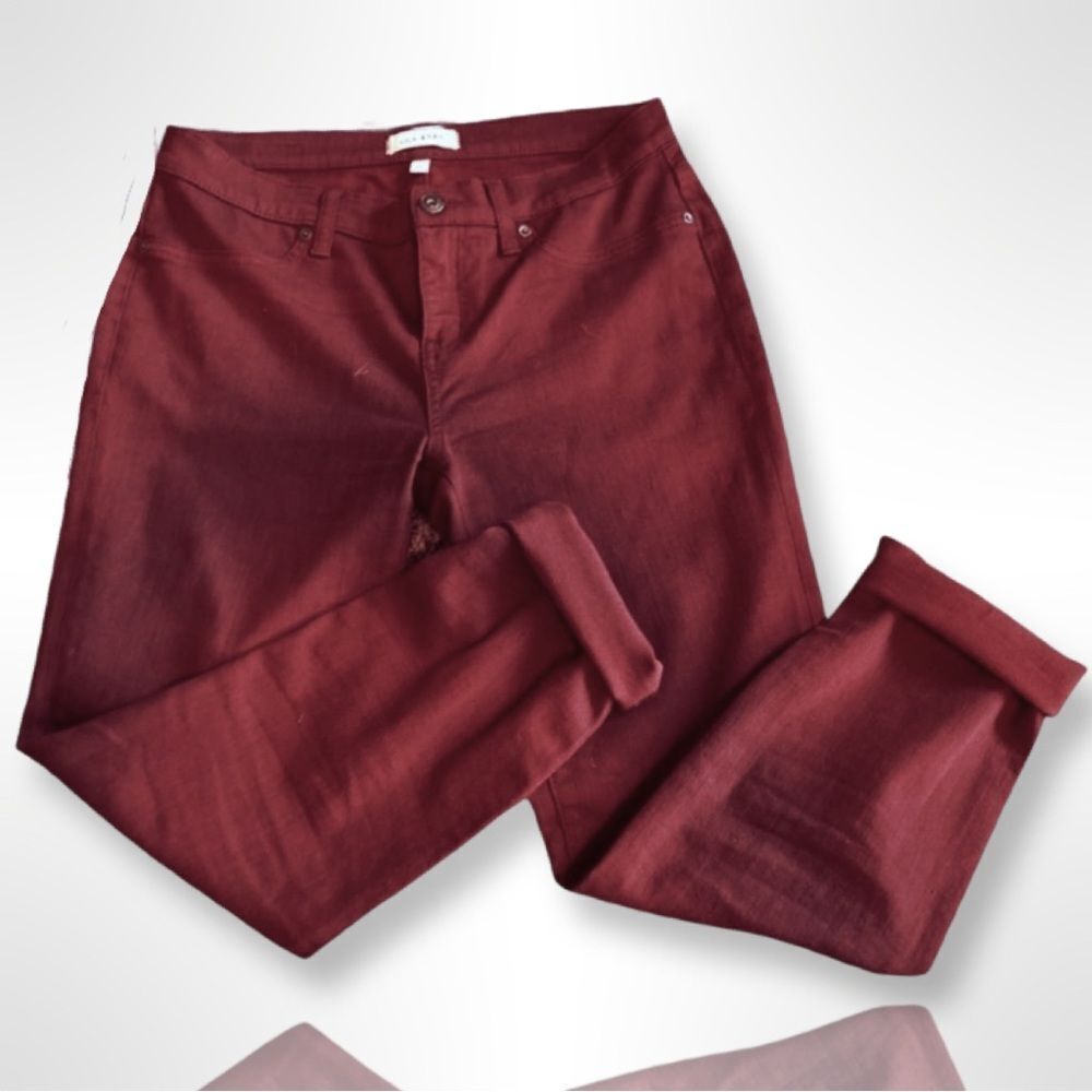 NWOT Lila Ryan Red Bootleg Business Casual Jean Size 29/ US 8